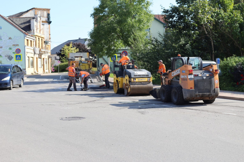 Tukuma novadā aktīvi turpinās ielu un ceļu infrastruktūras sakārtošanas darbi