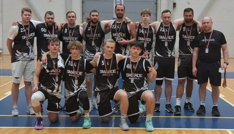 "Brīvsolis" basketbolisti izcīna 2. vietu Zemgales kausā basketbolā