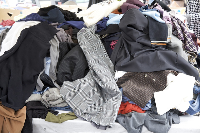 Apģērbu un apavu savākšana un pārstrāde kļūs intensīvāka