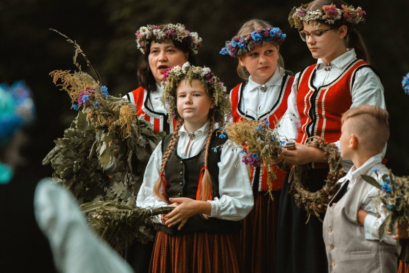 Jaunpils pils estrādē noticis ielīgošanas pasākums