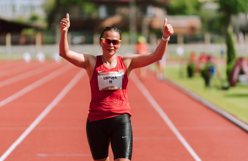 Modra Liepiņa Latvijas čempione soļošanā; Ieva Turķe izcīna 2.vietu trīssoļlēkšanā 