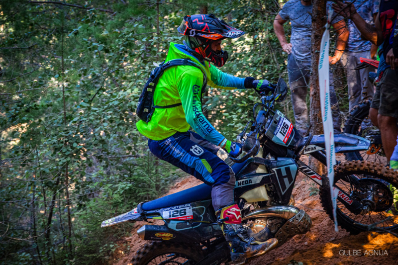 Hard Enduro sacensībās Dzirciemā uzvar Edgars Siliņš