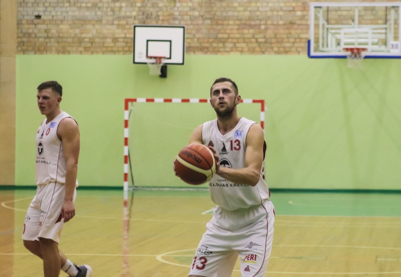 BK "Jaunpils" basketbolisti sarūpē BK "Nīca/BL inženiertīkli" pirmo zaudējumu šosezon