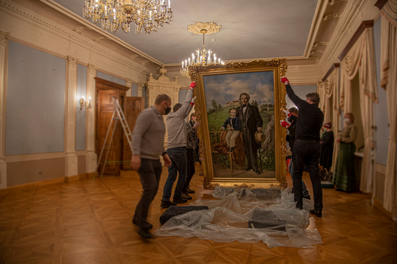 Durbes pils lielā zāle atguvusi kādreizējo krāšņumu